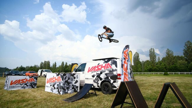 66218706_2305578479520006_749674962284969984_n